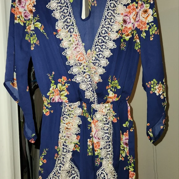 POETRY ROMPER !! - Picture 6 of 9